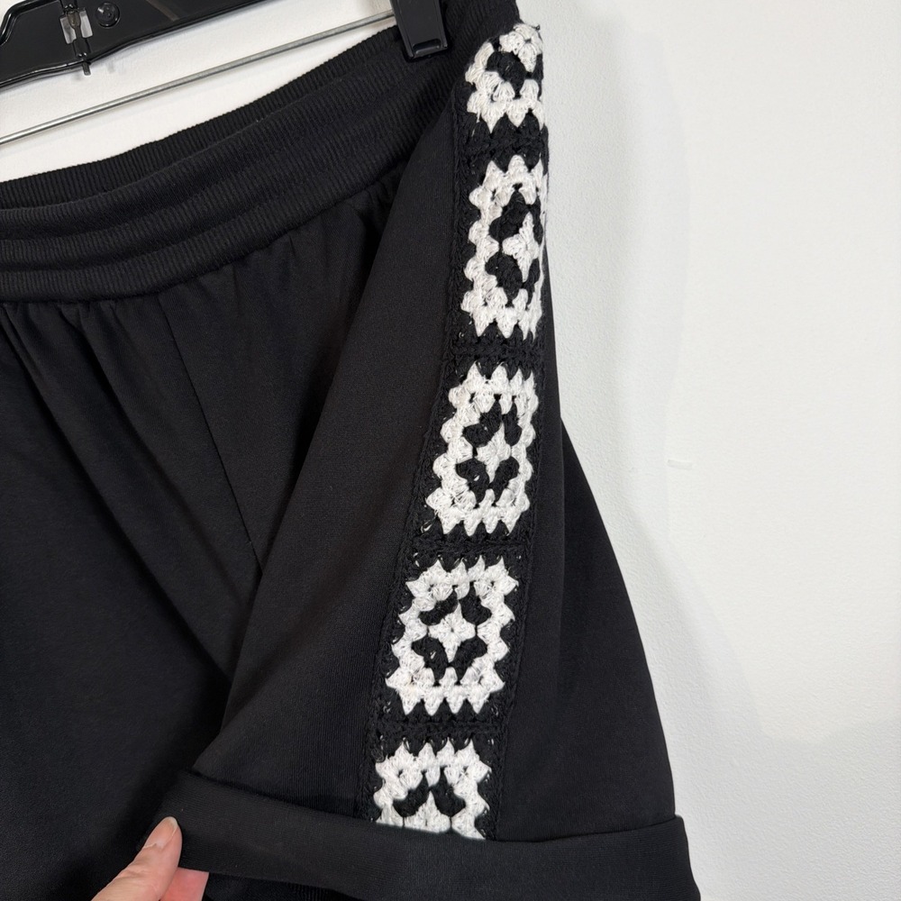 Rebellion Again High Waist Crochet Detail Black White Shorts Large Boho NWT - Picture 2 of 12